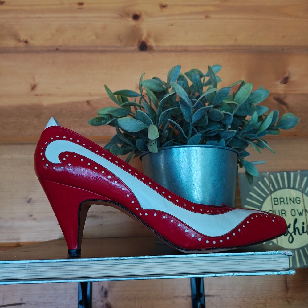 Evan Picone Vintage Leather Scalloped Spectator Pumps Red White Heels Chic Sz 5M - Picture 3 of 10